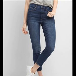 GAP Super High Rise Skinny Cropped Jeans | 29R